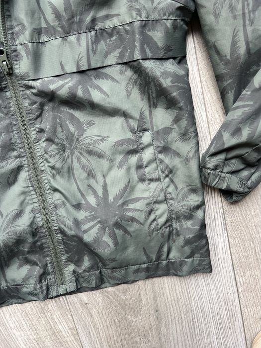 Kurtka przeciwdeszczowa marki Mango na 9 lat