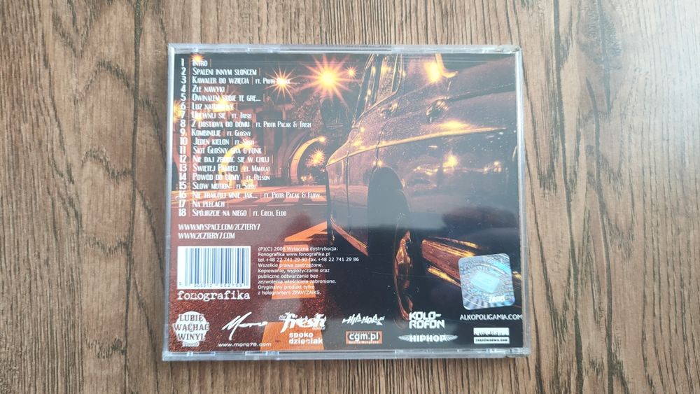2cztery7 Spaleni innym słońcem CD