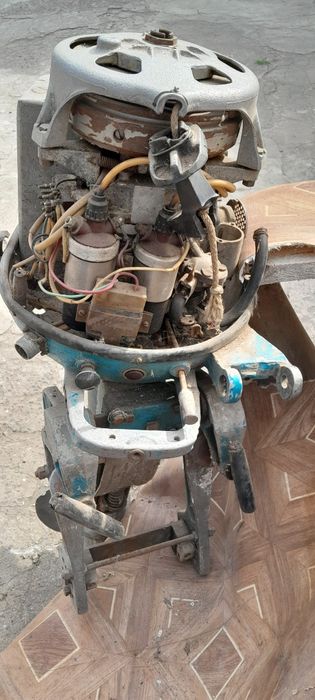 човновий мотор вихор