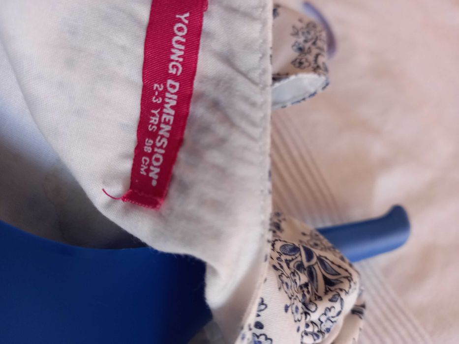 Vestido 2/3 anos Como Novo