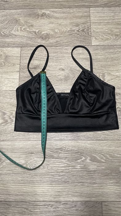 В оголошенні два топи!