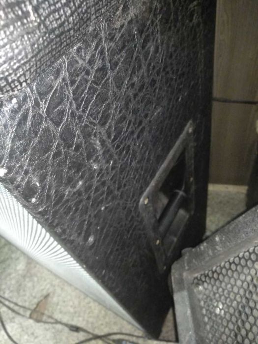 Бас-гитарный кабинет 2х12"+HF Driver. В стиле Ampeg. Обмен.