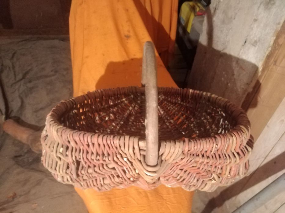 Вже не забаром копати картоплю. В наявності копач картоплі ручний