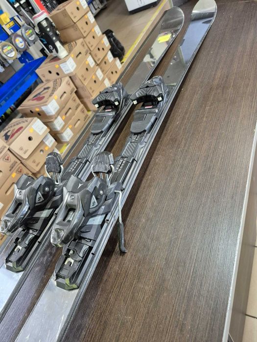 Narty ATOMIC VOLANT 5000 + M 10 GW  160cm N-231