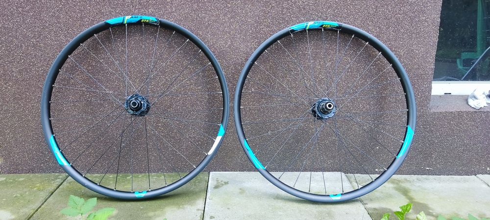 Koła Giant 27,5 komplet