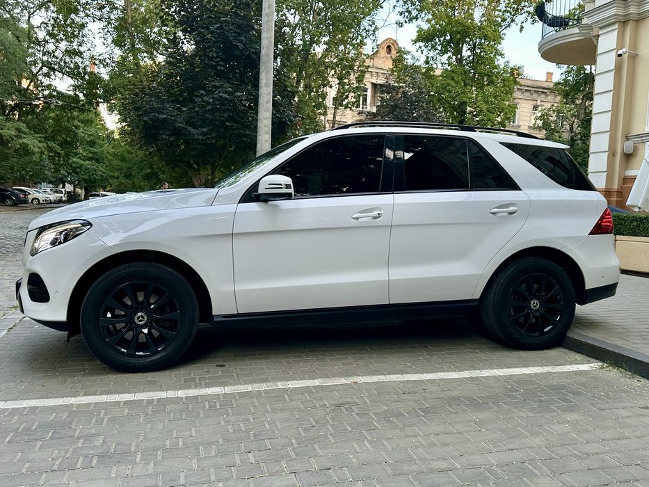 GLE 250 diesel офіційний 17 рік