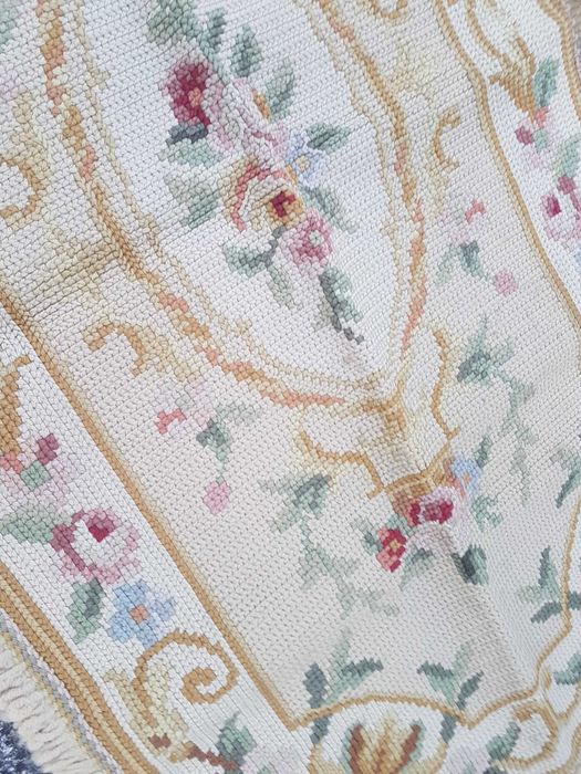 Conjunto tapetes Arraiolos quarto