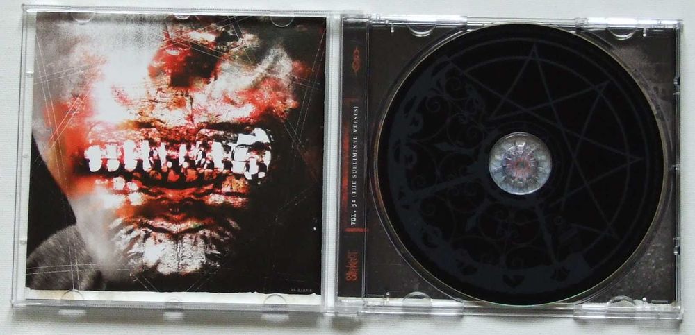 Slipknot - Vol. 3: (The Subliminal Verses)
