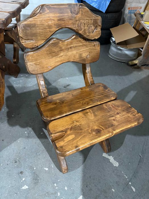 Стіл з кріслами ручної роботи в альтанку комплект