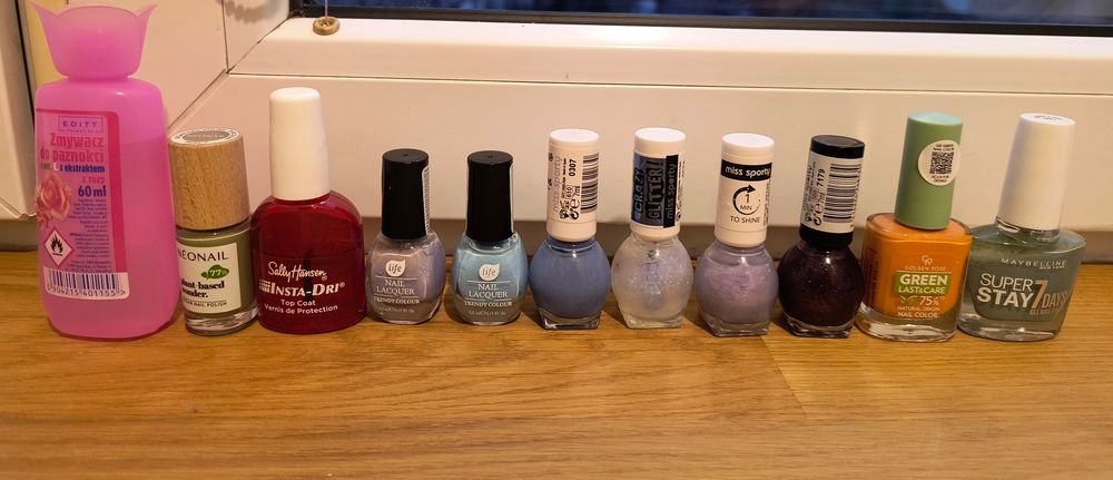 Lakiery do paznokci