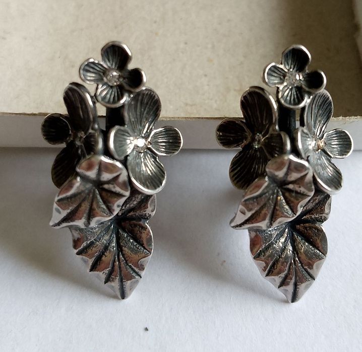 Сережки срібні шикарні