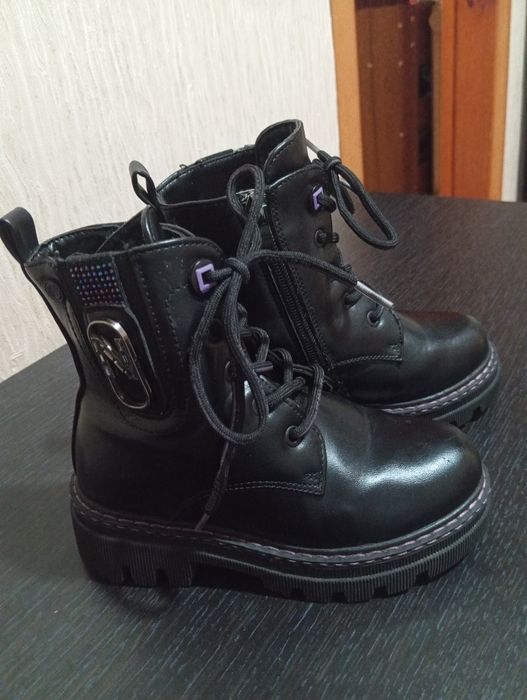 Зимові взуття для дівчинки