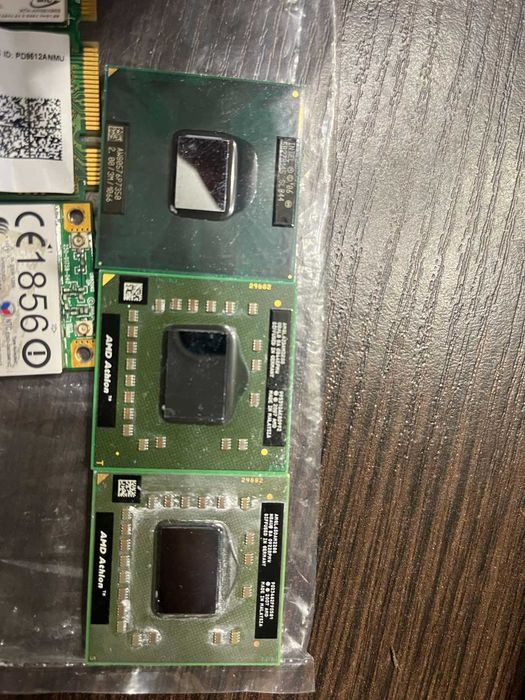 Процесор Intel i3. Athlon та вай-фай модулі