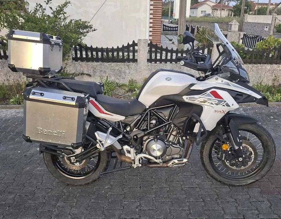 Benelli TRK 502x C/ Malas (10k km)