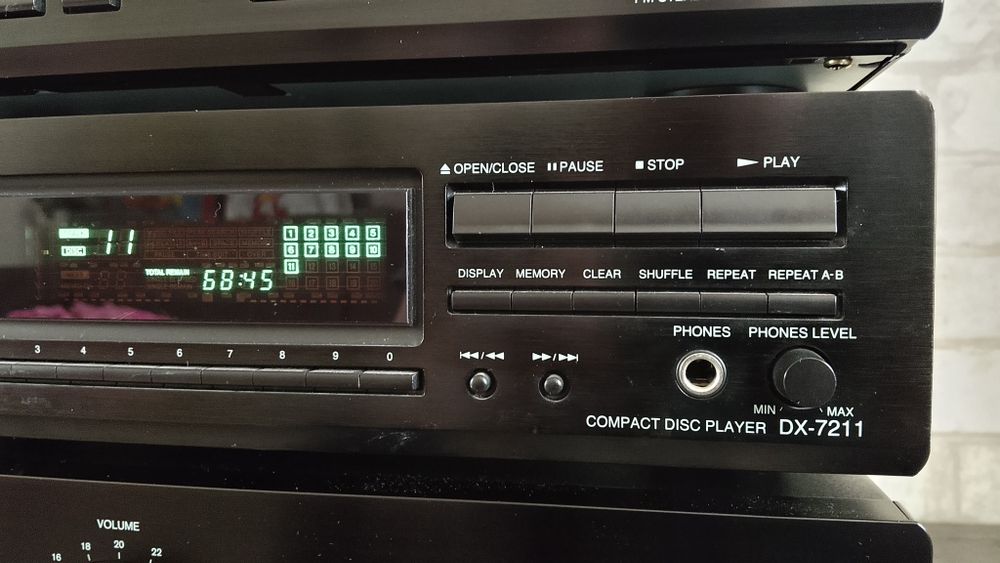 ONKYO A-9211, DX-7211, T-4211