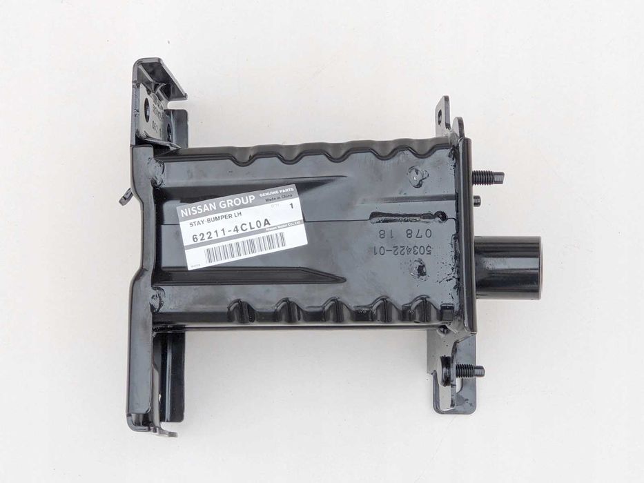 Усилитель бампера , пятаки , бампер , решетка панель Nissan Rogue рог