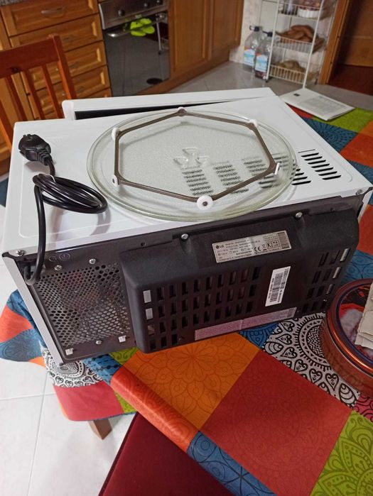 Microondas LG Smart NeoChef