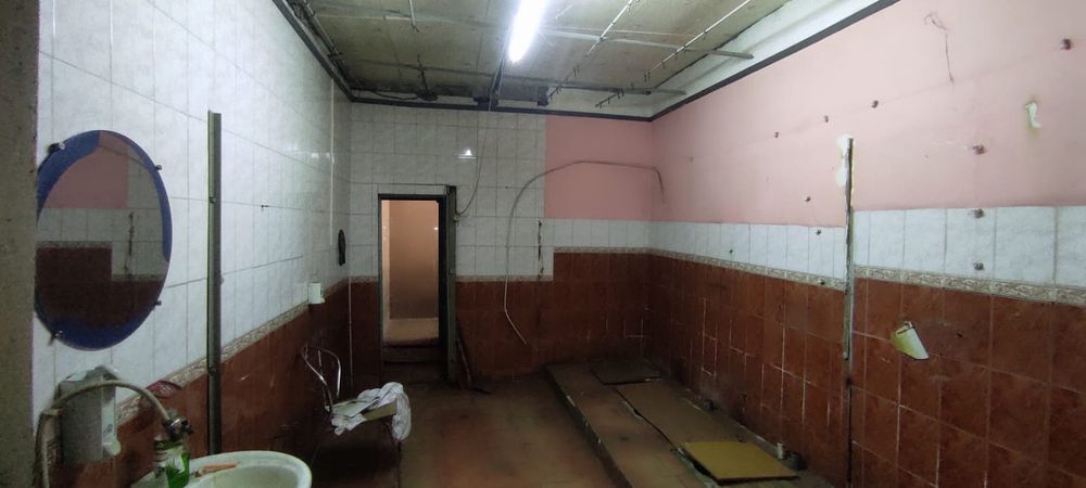 Приміщення 54 м2 р/н Островського, 2-входи, світло, вода