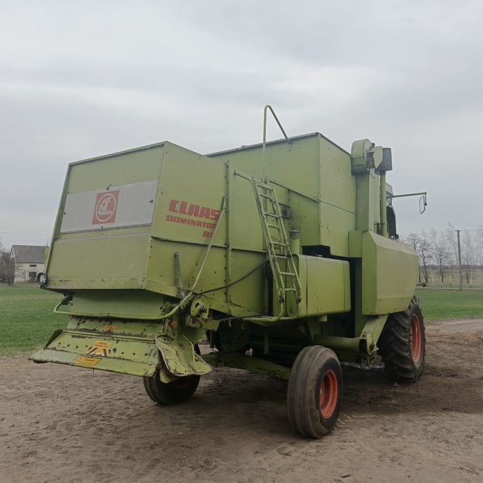 Claas Dominator 85