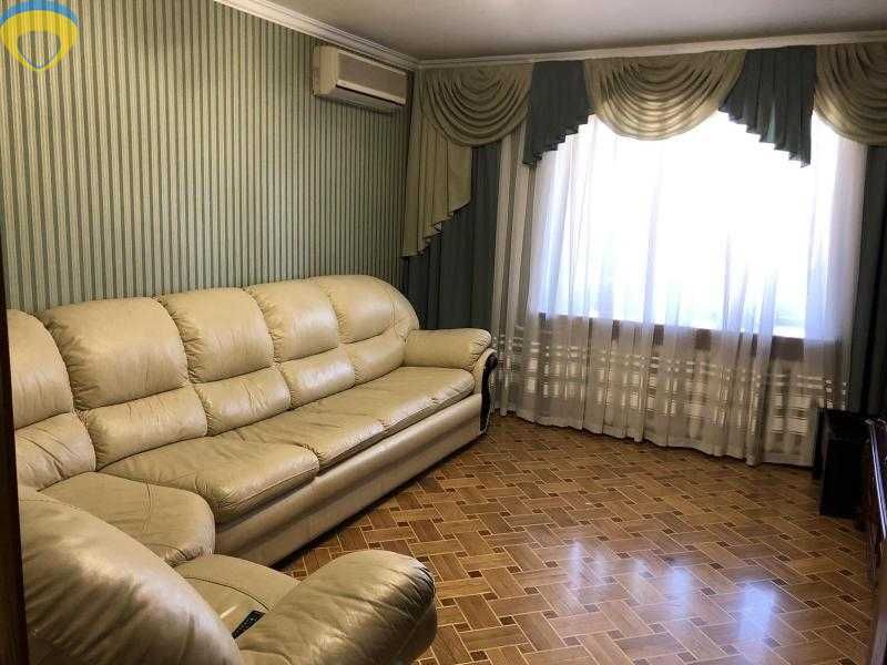 Продається 3 кімнатна квартира з ремонтом на 4 поверсі, Котовського, Одеса. Можна під програми єВідновлення, ваучер.