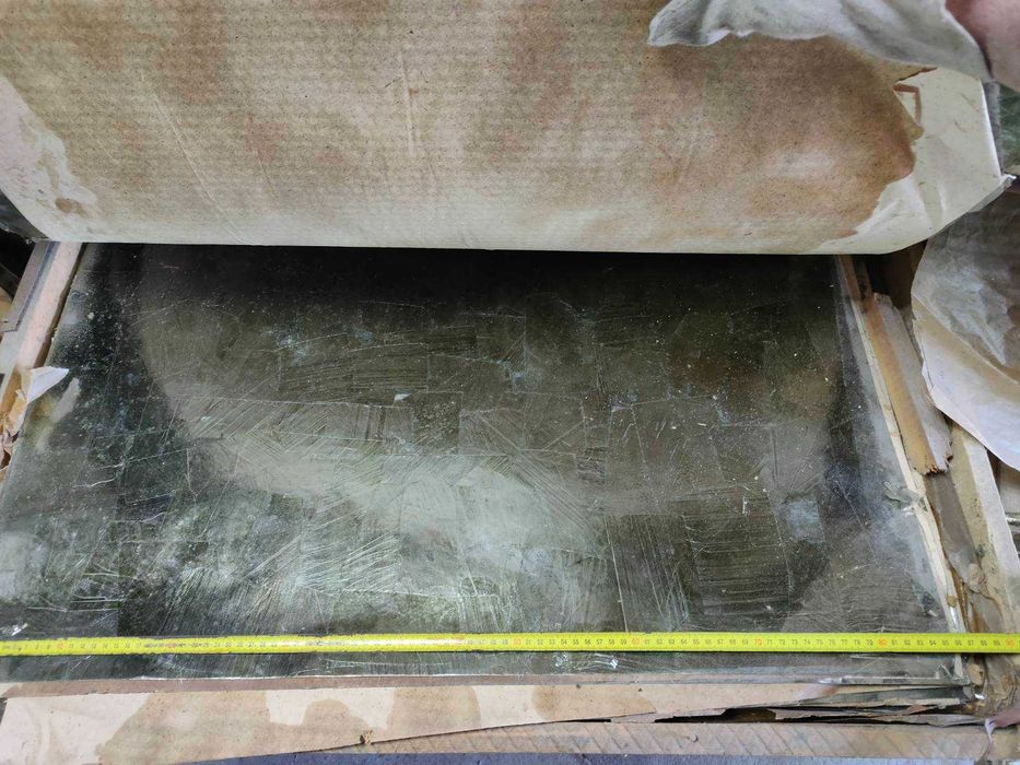 Стекломеканит                  .