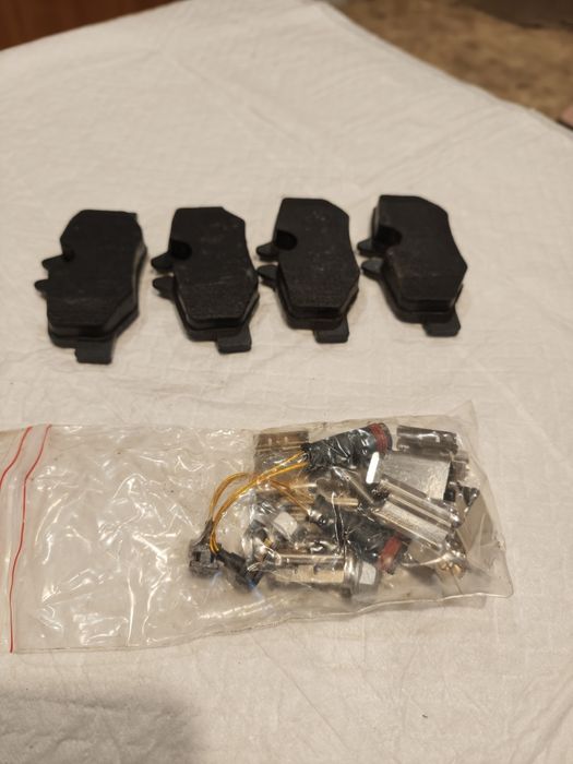 Колодки гальмівні TRW  GDB1601 use