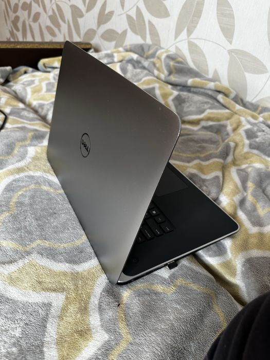 Сенсорний 4К ноутбук DellXPS 9530