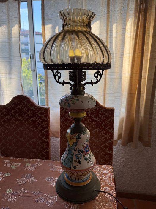 Candeeiro de mesa