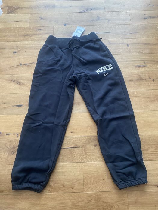 Nike oversized damskie spodnie dresowe rozmiar XS