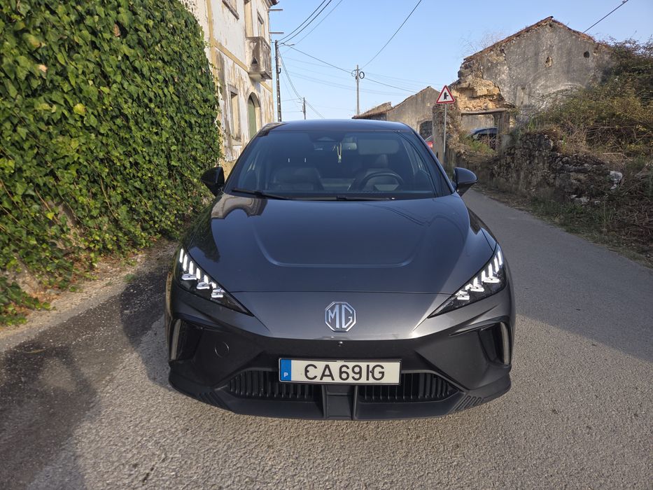 Mg4 luxury para alugar TVDE
