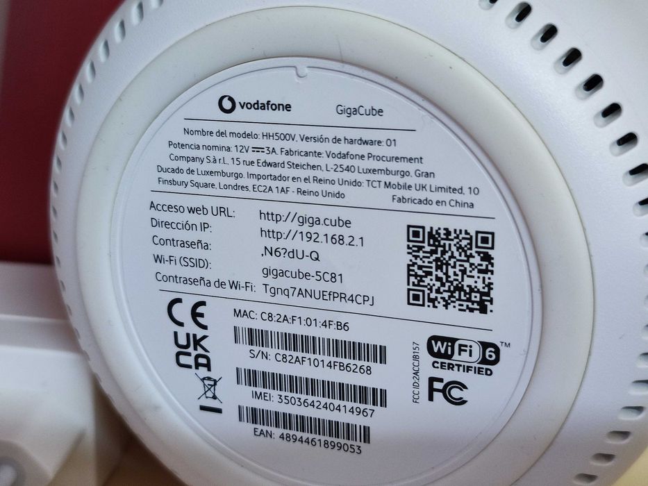 5G TCL HH500V V.1 Wi-Fi 6 Router SIM Desbloqueado.