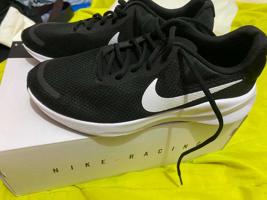 Nike Revolution 7 - Usados 1x