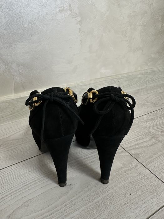 Туфлі чорні Tucino