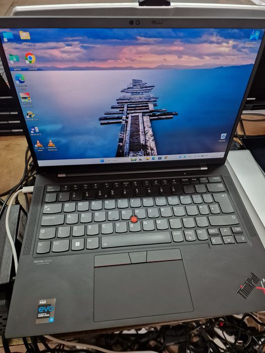 lenovo thinkpad x1 carbon gen 9 Сенсорний i5 1145G7 16озу ддр4  256gbNvme