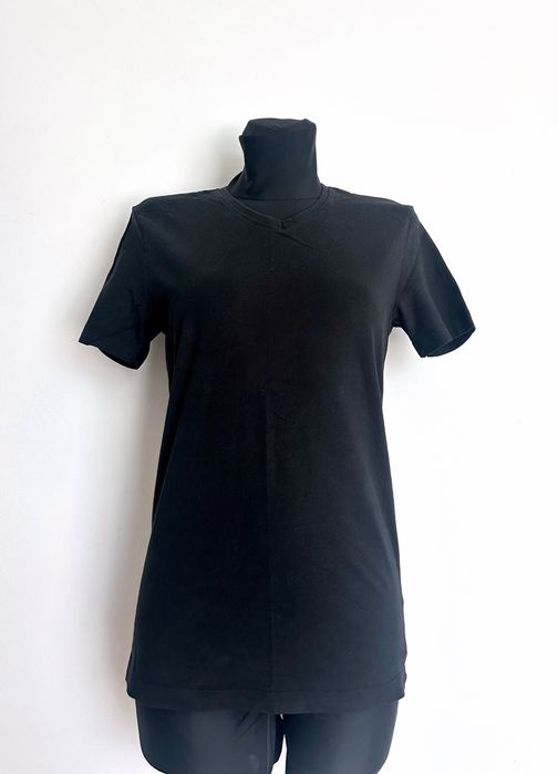 Czarna damska koszulka gładka bluzka T-shirt basic serek S 36 Reserved