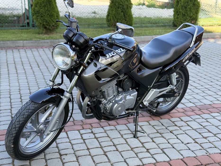 Honda CB500 у відмінному технічному та візуальному стані
