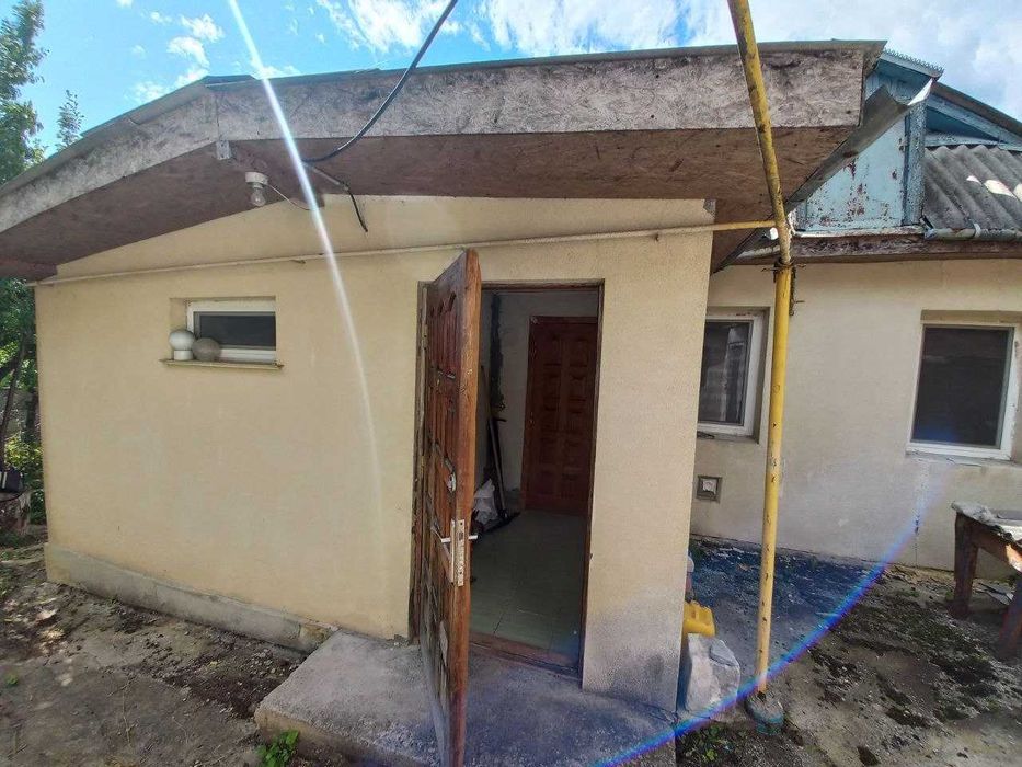 Продаж будинку по вул Асмолова