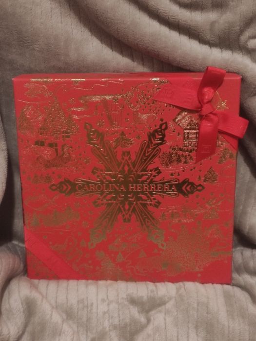 Парфумований набір чоловіч. Carolina Herrera 212 VIP Black Men 100 m