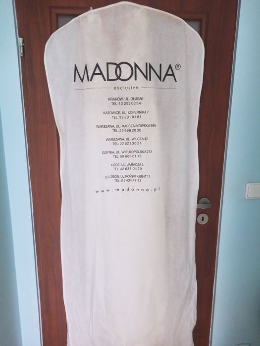Suknia ślubna Madonna z salonu