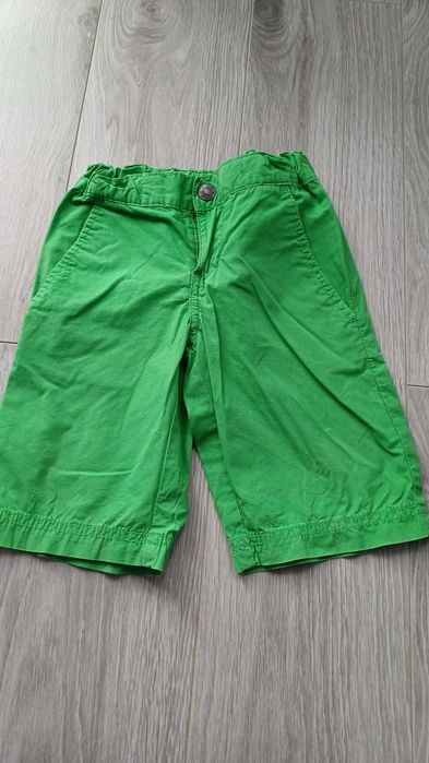 Spodenki zielone 98/104