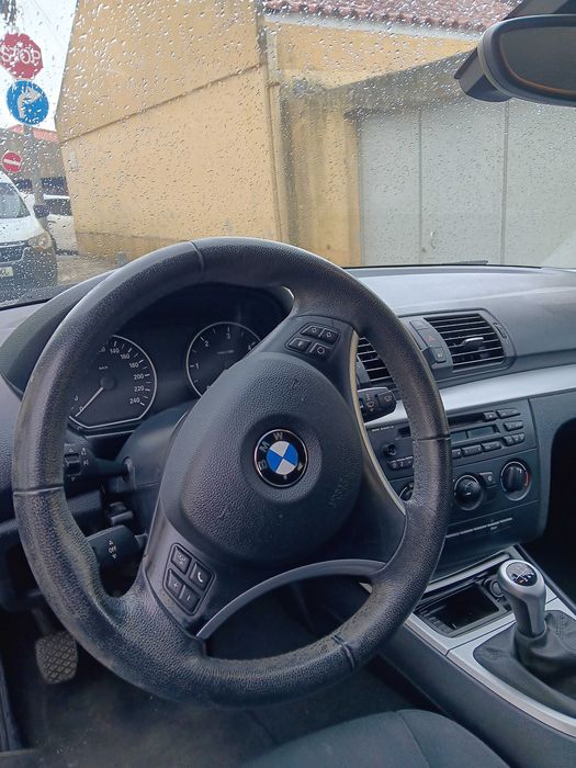BMW 118d usado Lisboa