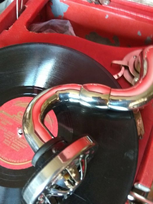 Патефон раритет ссср