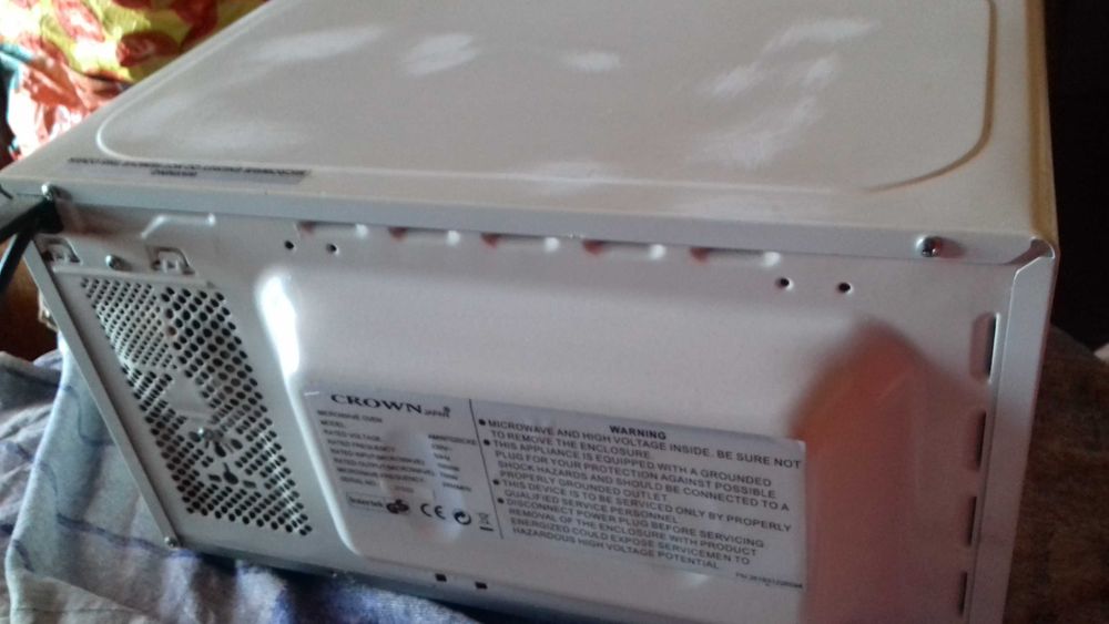 vendo microondas crown a trabalhar