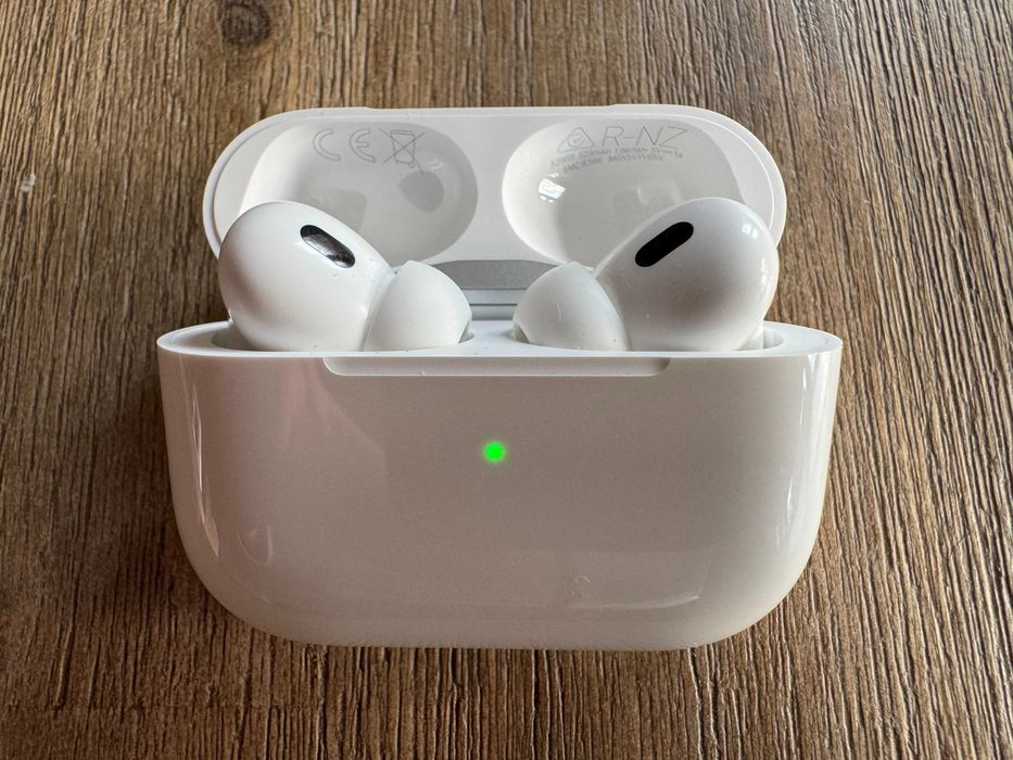 Bezprzewodowe słuchawki douszne Apple AirPods Pro 2 (USB-C)