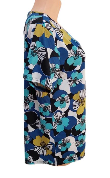 Bluzka w kwiaty BLACK&FISH, R. 2XL/3XL