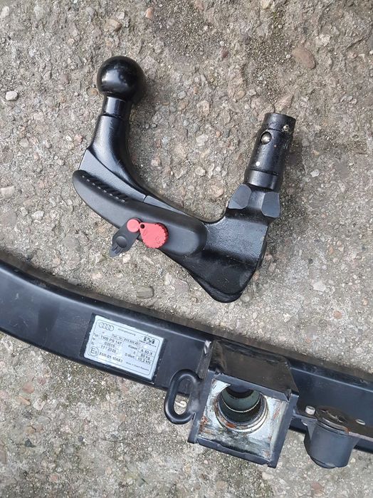 Oryginalny nowy hak holowiczy audi A3 8Y wysyłka 50 zł