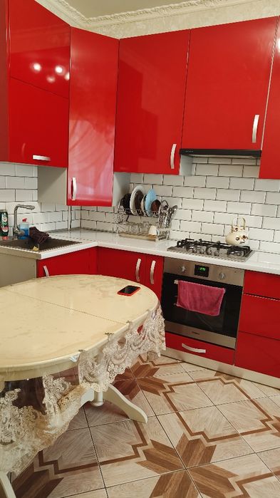 Будинок у тихому провулку!