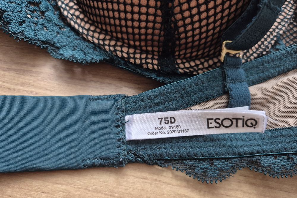 Stanik ESOTIQ 75D