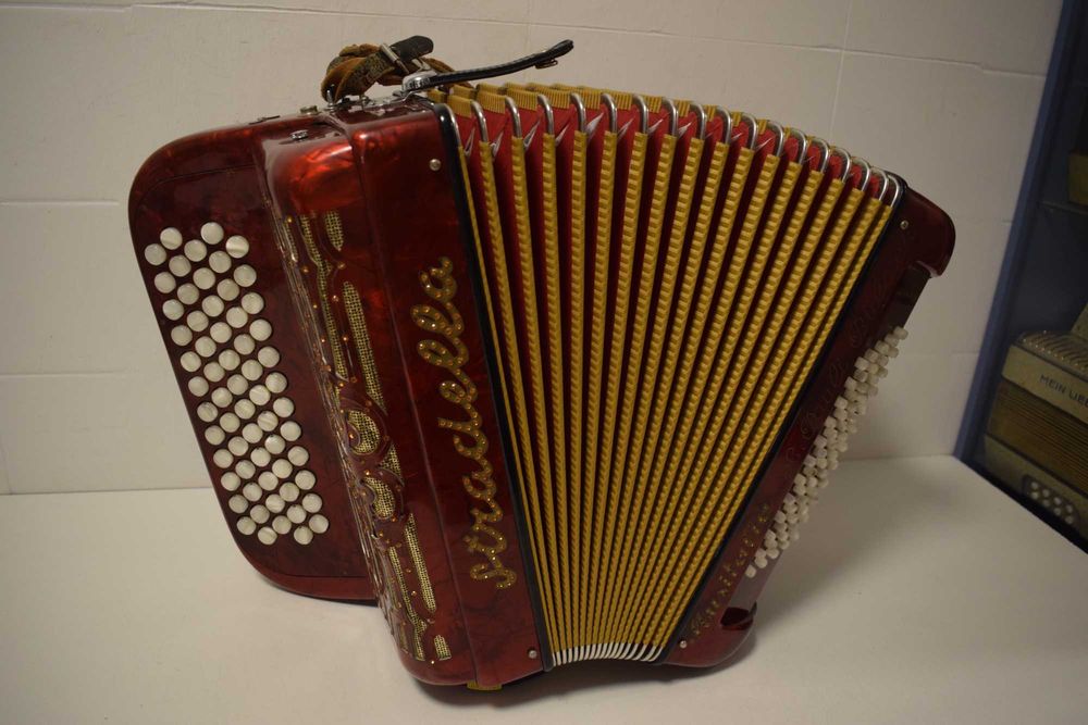 Acordeao Stradella 2 Voz, N, 127
