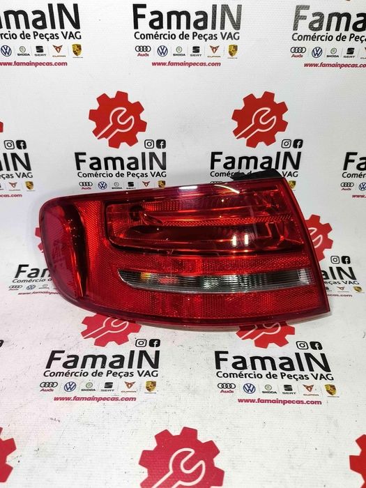 Farolim Esquerdo AUDI A4 B8 Avant 8K9945095 (OEM)